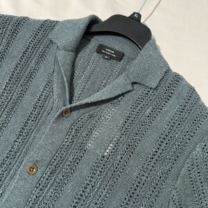 VINCE Men’s Desert Texture Stripe Cabana Shirt in Marlin Teal - S